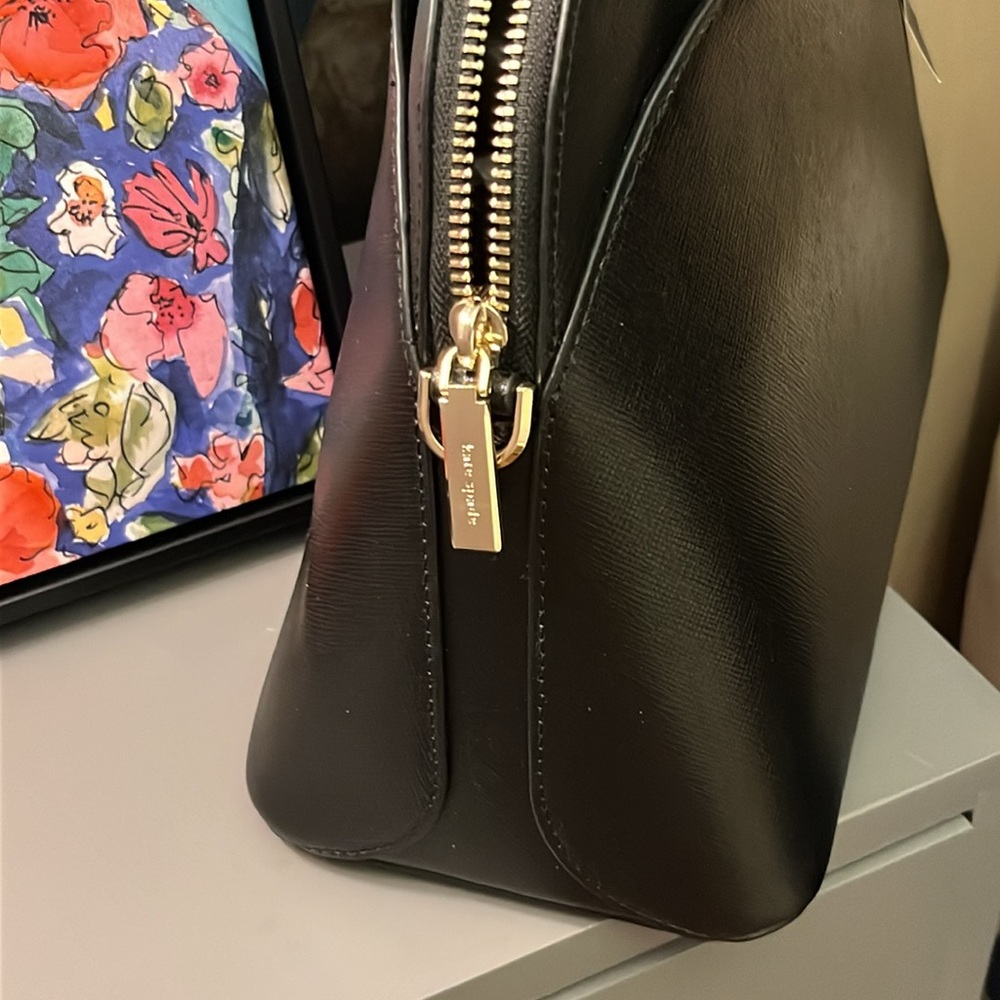 Kate Spade NEW WITH TAGS dome satchel- dust bag + crossbody strap - Price Firm - Picture 8 of 9